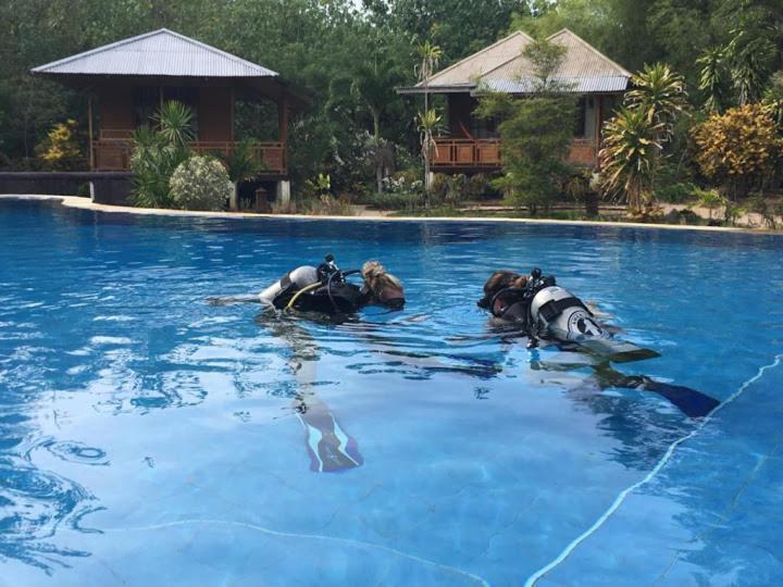 Two Fish Resort Bunaken Eksteriør billede