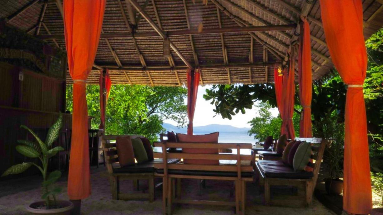 Two Fish Resort Bunaken Eksteriør billede